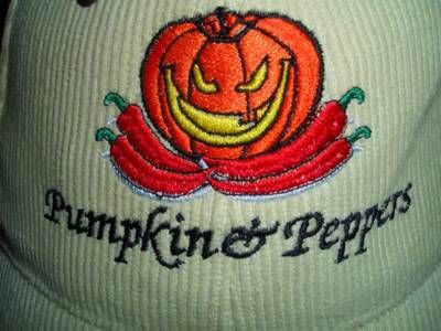 Pumpkin & Peppers Logo Stickerei